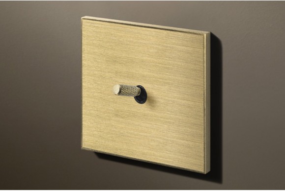 170412121357_Cockpit_1C_Brass_+_Brushed_Brass_+_Knurl_Brass_full