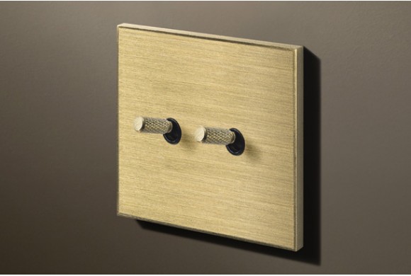 170412121357_Cockpit_2C_Brass_+_Brushed_Brass_+_Knurl_Brass_full